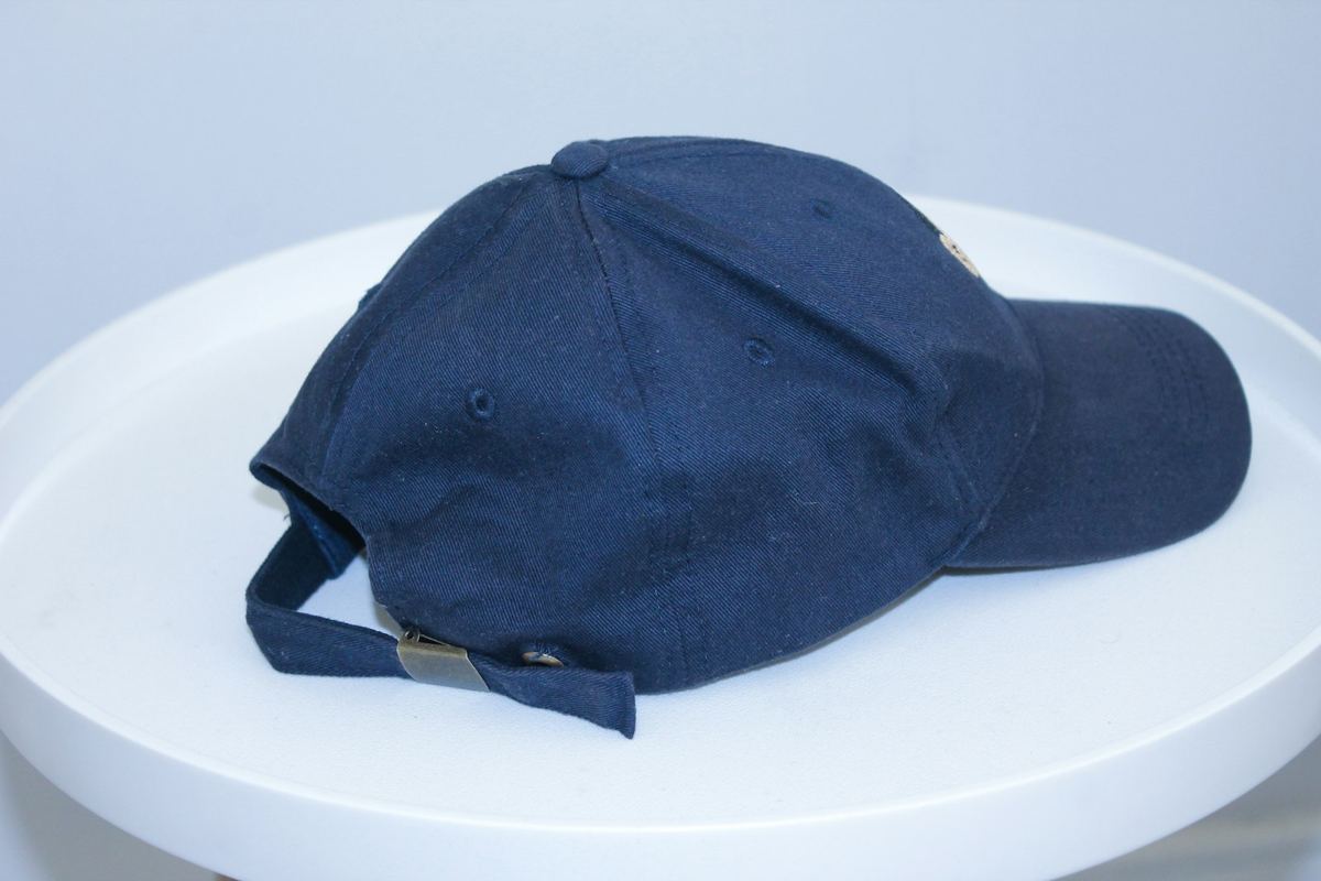 Casquette coton marine, vue de profil